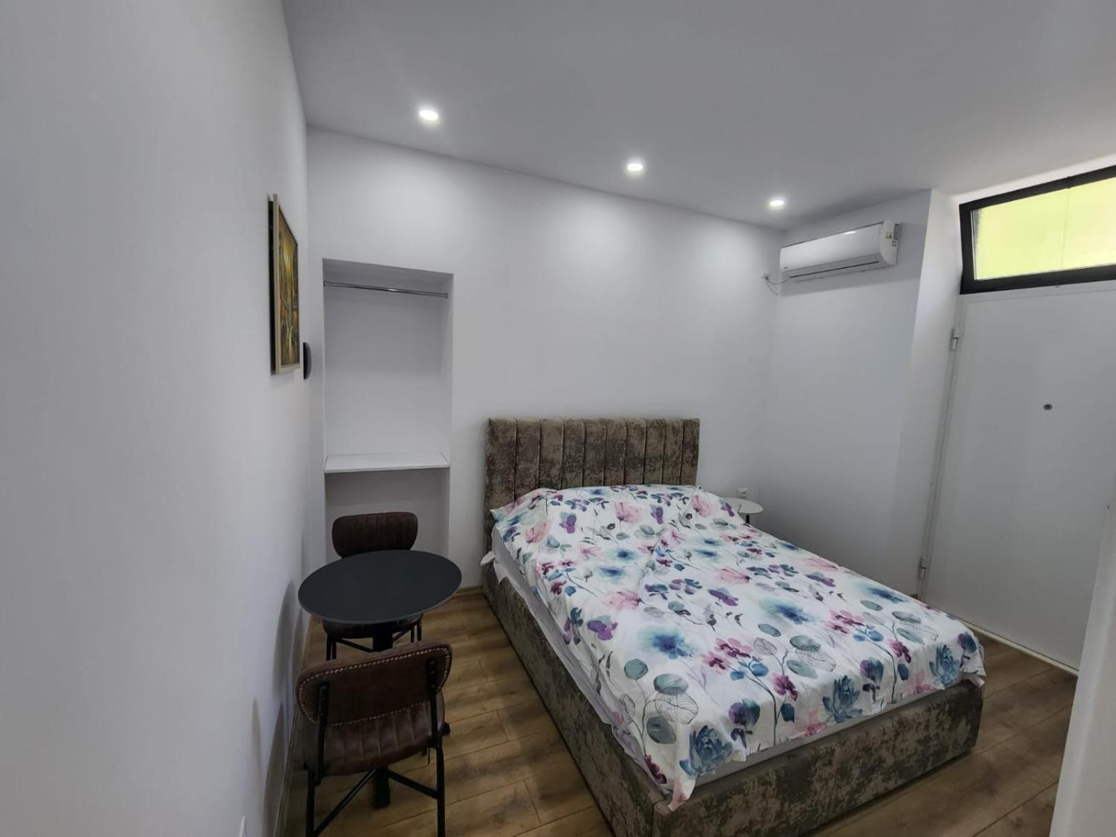 Vila 21 At Blloku Area Tirana Zewnętrze zdjęcie